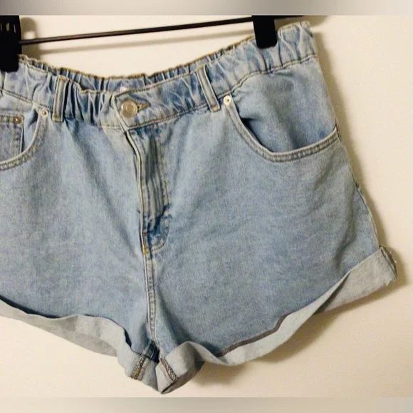 NWT Light Blue Denim Shorts size XL - Picture 2 of 6